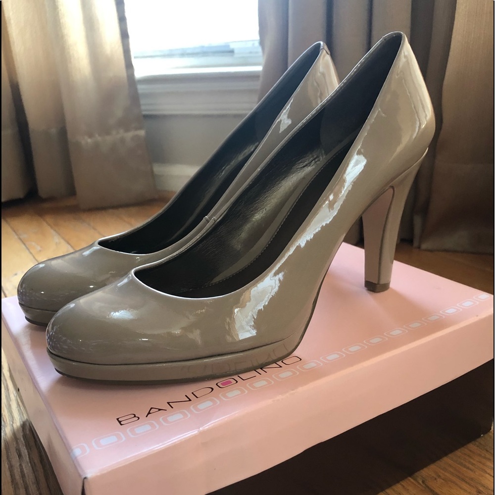 Bandolino Nude Pump